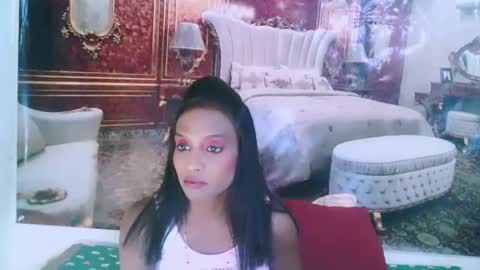 Leah online show from 12/29/24, 05:44
