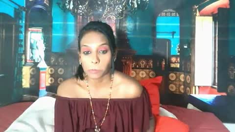 Leah online show from 10/15/25, 10:32