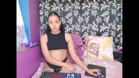 indianmaxine07 online show from 10/20/25, 06:47