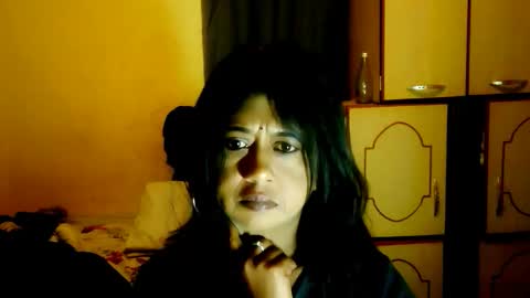 indianpleasures21 online show from 03/11/26, 06:47