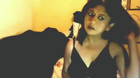 Snapshot of indianpleasures21 chatting on 03/31/26, 12:56 indianpleasures21 online show from 03/31/26, 12:56