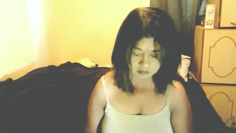 Snapshot of indianpleasures21 chatting on 04/01/26, 06:58 indianpleasures21 online show from 04/01/26, 06:58