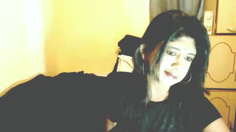 Snapshot of indianpleasures21 chatting on 04/08/26, 07:52 indianpleasures21 online show from 04/08/26, 07:52