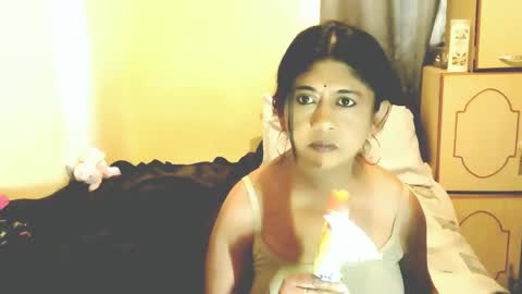 Snapshot of indianpleasures21 chatting on 04/11/26, 11:03 indianpleasures21 online show from 04/11/26, 11:03