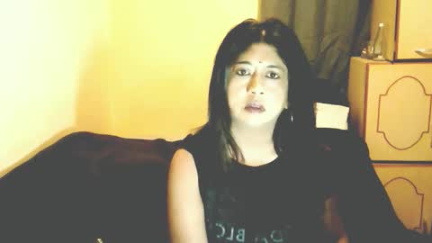 Snapshot of indianpleasures21 chatting on 04/13/26, 10:15 indianpleasures21 online show from 04/13/26, 10:15