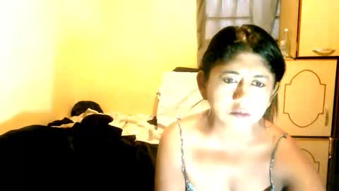 Snapshot of indianpleasures21 chatting on 04/20/26, 09:45 indianpleasures21 online show from 04/20/26, 09:45