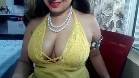 Radha online show from 03/06/25, 06:52