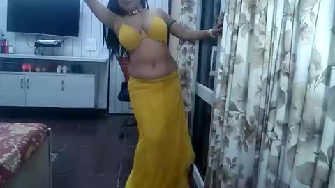 Snapshot of indianrads9 chatting on 04/30/26, 06:14 Radha online show from 04/30/26, 06:14