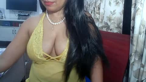 Snapshot of indianrads9 chatting on 06/11/26, 08:51 Radha online show from 06/11/26, 08:51