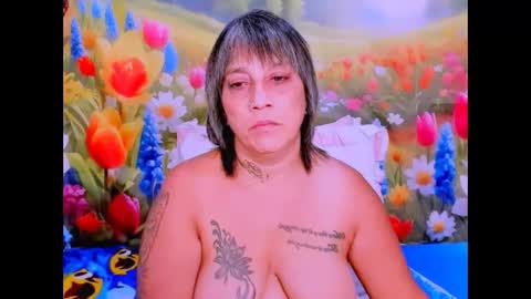 indianroxy27 online show from 02/18/26, 07:15