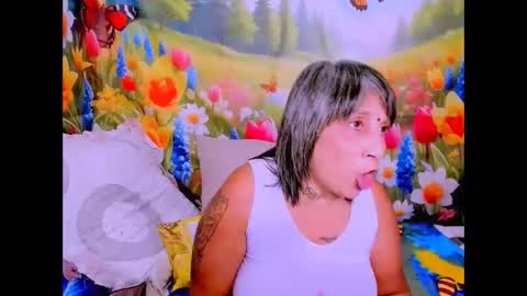 Snapshot of indianroxy27 chatting on 02/26/26, 07:24 indianroxy27 online show from 02/26/26, 07:24