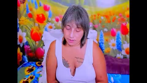 Snapshot of indianroxy27 chatting on 03/18/26, 06:05 indianroxy27 online show from 03/18/26, 06:05