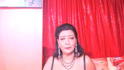Snapshot of indiansarika65 chatting on 06/13/26, 03:54 indiansarika65 online show from 06/13/26, 03:54