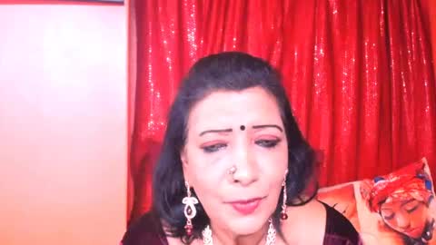Snapshot of indiansarika65 chatting on 07/01/26, 04:07 indiansarika65 online show from 07/01/26, 04:07