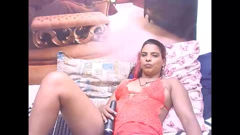 indiansexyass4u2luv online show from 02/18/25, 04:26