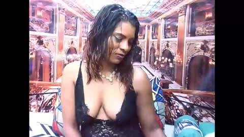 indiansexyass4u2luv online show from 12/20/25, 09:22