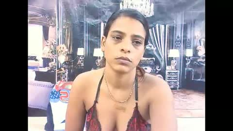 indiansexyass4u2luv online show from 02/03/26, 05:27