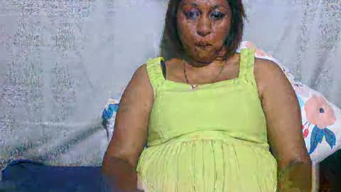 Snapshot of indiansexymilf chatting on 06/01/26, 08:49 candice online show from 06/01/26, 08:49