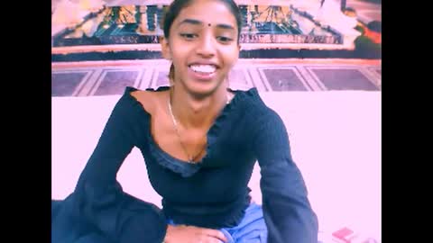 indiansexyslender4u2luv online show from 02/07/25, 06:14