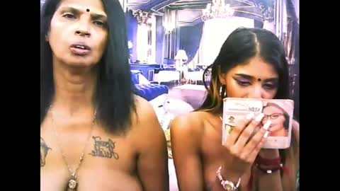 indiansexyslender4u2luv online show from 11/06/25, 10:05