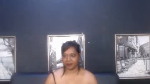 Snapshot of indiansilkx chatting on 07/14/26, 10:43 indiansilkx online show from 07/14/26, 10:43