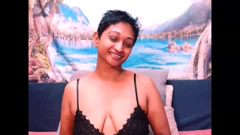 Shreya online show from 12/03/24, 01:08