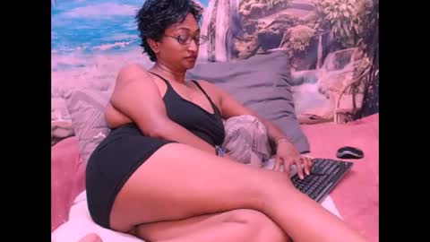 Shreya online show from 01/27/25, 09:22