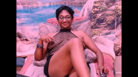 Shreya online show from 01/31/25, 08:43