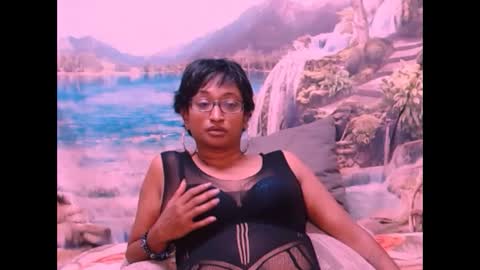 Shreya online show from 02/06/25, 08:56