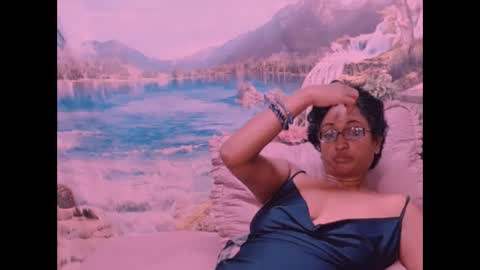 Shreya online show from 02/14/25, 01:56