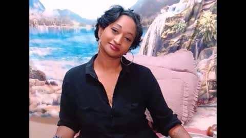 Shreya online show from 02/27/25, 12:43