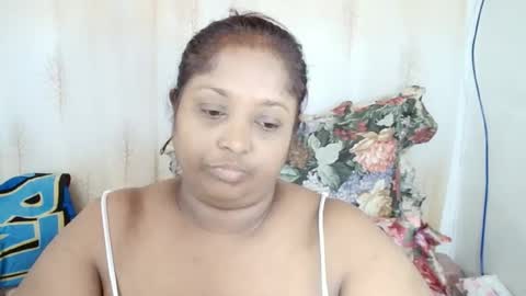 Snapshot of indiantasha chatting on 12/29/24, 06:49 indiantasha online show from 12/29/24, 06:49