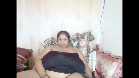 Snapshot of indiantasha chatting on 12/30/24, 10:10 indiantasha online show from 12/30/24, 10:10