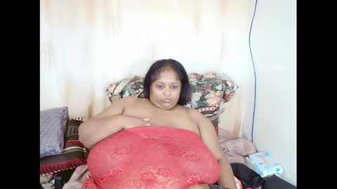 Snapshot of indiantasha chatting on 02/26/25, 10:31 indiantasha online show from 02/26/25, 10:31