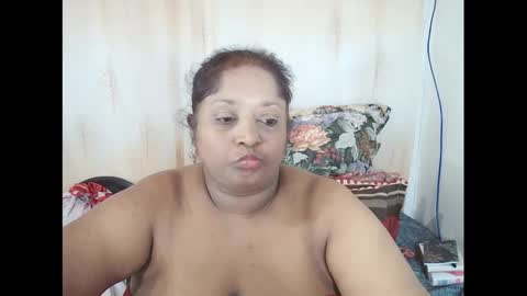 Snapshot of indiantasha chatting on 03/11/25, 11:04 indiantasha online show from 03/11/25, 11:04