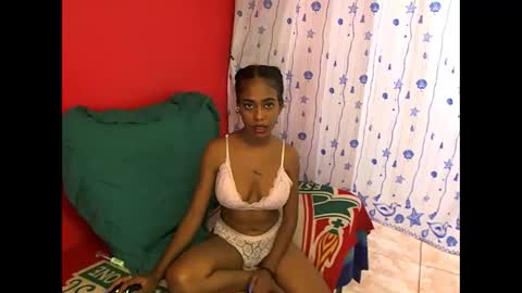 Snapshot of indianvixen07 chatting on 02/22/26, 04:05 indianvixen07 online show from 02/22/26, 04:05