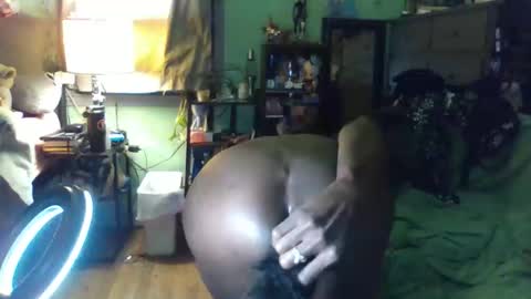 indigo_scorpio online show from 12/19/25, 06:53