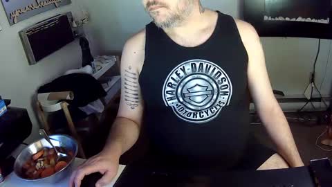 Snapshot of indigolvr chatting on 12/11/24, 07:31 BroLOU online show from 12/11/24, 07:31