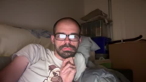 Snapshot of indiscriminator chatting on 12/27/24, 04:36 just1dude online show from 12/27/24, 04:36