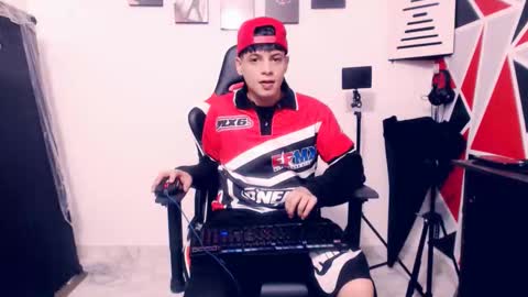 matias online show from 11/21/25, 10:08