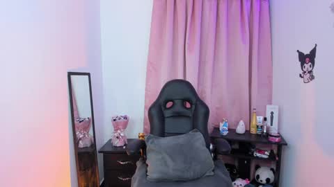 Snapshot of indra_cam chatting on 02/02/25, 08:13 Diana online show from 02/02/25, 08:13