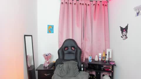 Snapshot of indra_cam chatting on 02/06/25, 09:32 Diana online show from 02/06/25, 09:32