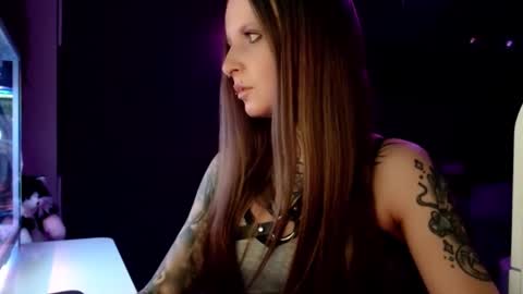 InesDesire online show from 02/12/25, 07:45