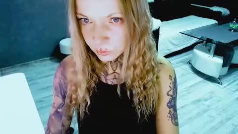 InesDesire online show from 10/30/25, 08:27