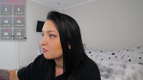 Snapshot of inesnova chatting on 05/02/26, 04:39 InesNova online show from 05/02/26, 04:39