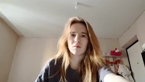 Sofia online show from 03/27/26, 01:00