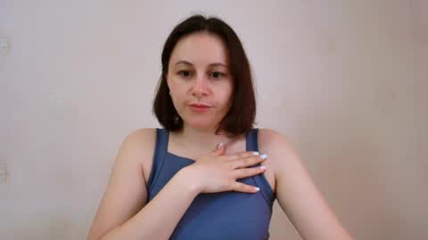 Snapshot of inessa_beauty chatting on 05/25/26, 03:45 Inessa online show from 05/25/26, 03:45