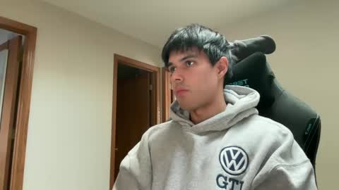 Snapshot of infamouslucas chatting on 12/11/24, 08:50 Lucas online show from 12/11/24, 08:50