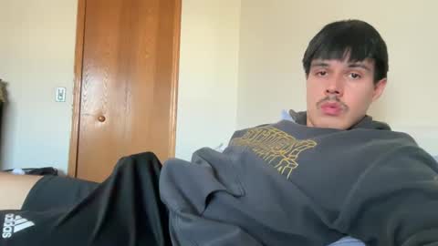 Snapshot of infamouslucas chatting on 01/13/25, 06:05 Lucas online show from 01/13/25, 06:05