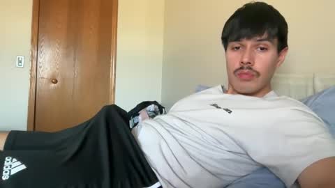 Snapshot of infamouslucas chatting on 01/18/25, 06:10 Lucas online show from 01/18/25, 06:10